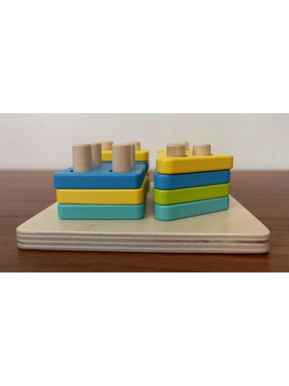 Lovevery Sort and Stack Peg Puzzle